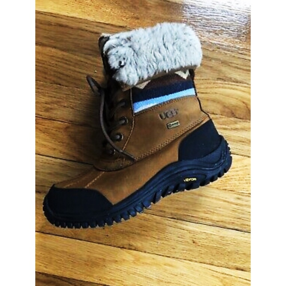 Adirondack UGG Boots Pendleton edition size 10